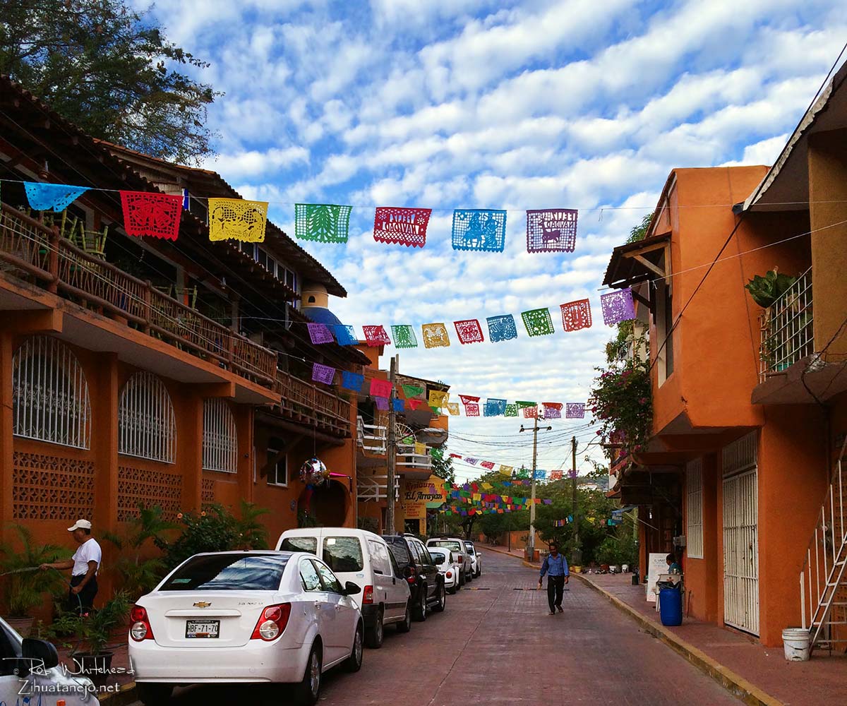 Calle Adelita, Colonia La Madera, Zihuatanejo